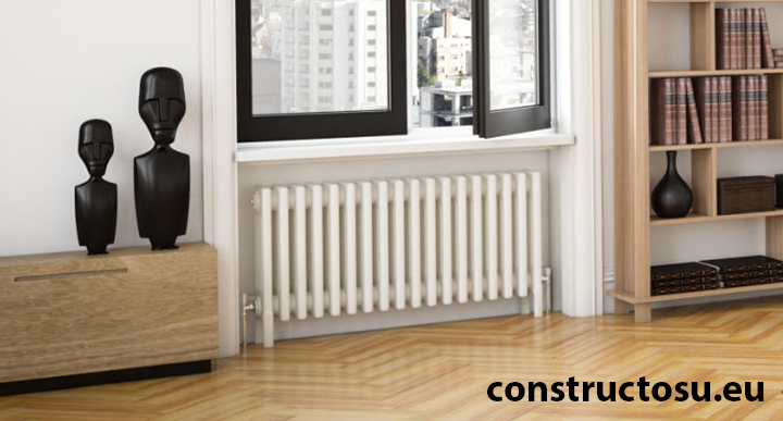 Calorifer amplasat în spațiul scobit în perete