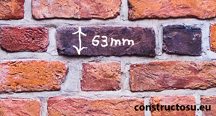 Care este înălțimea unei cărămizi pline?