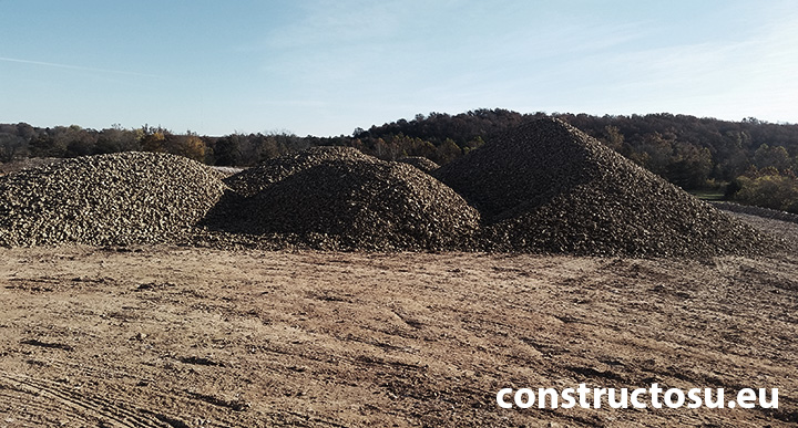 Modificarea compoziției solului organic, cu pietriș și nisip