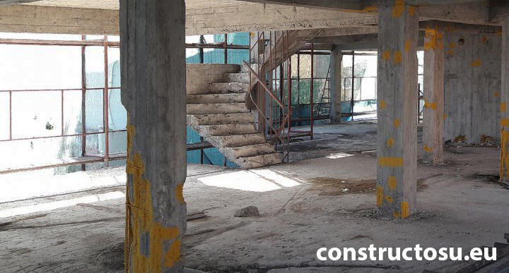 Etaj clădire din beton armat