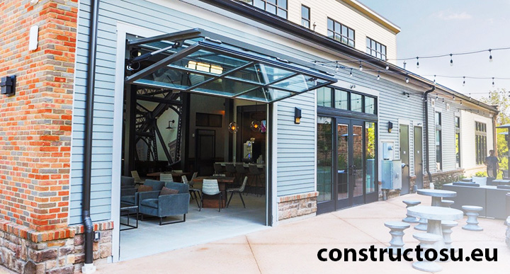 Ușă de garaj din geam termopan pliată în partea de sus